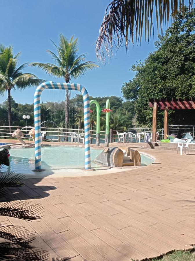 Flat Pontal Do Lago Caldas Novas Dış mekan fotoğraf